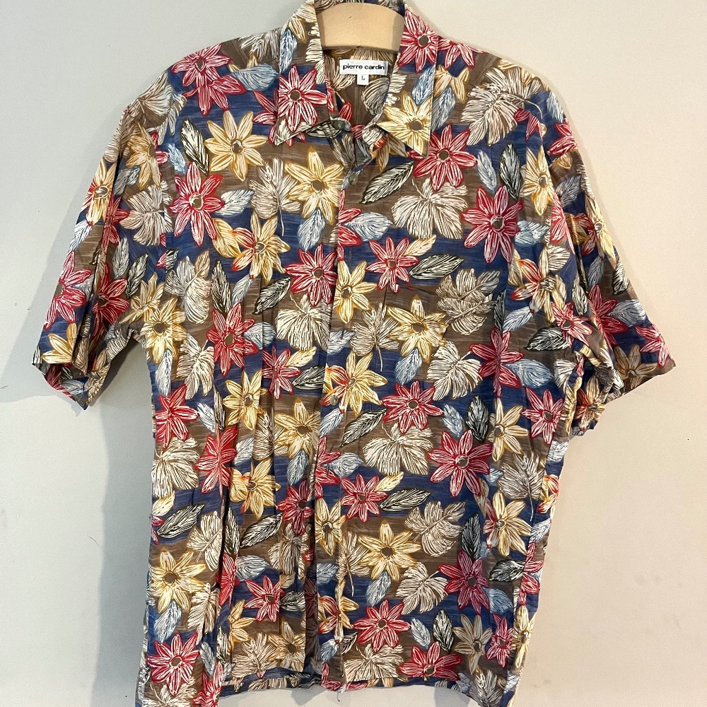 Vintage Hawaiian floral print shirt by Pierre Cardin, Men's large